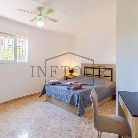 Marisol Park 5 Inftour Apartment